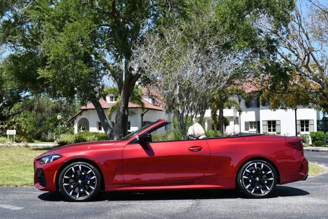 2025 BMW 4 Series M440i Convertible W/Premium and Parking Assistance Packages