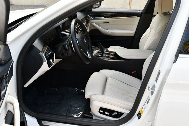2021 BMW 5 Series 540i xDrive Sedan W/Premium & Luxury Seating Packages