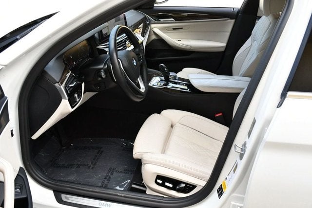 2021 BMW 5 Series 540i xDrive Sedan W/Premium & Luxury Seating Packages