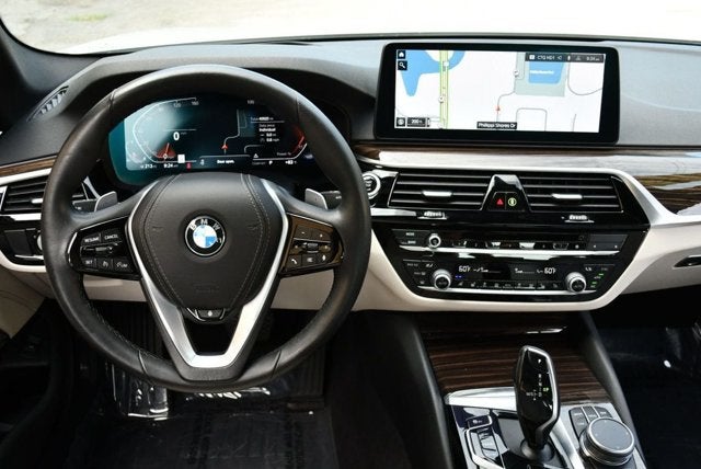 2021 BMW 5 Series 540i xDrive Sedan W/Premium & Luxury Seating Packages