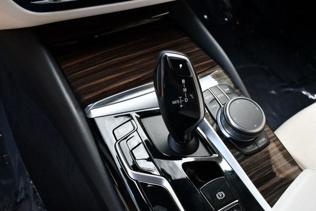 2021 BMW 5 Series 540i xDrive Sedan W/Premium & Luxury Seating Packages