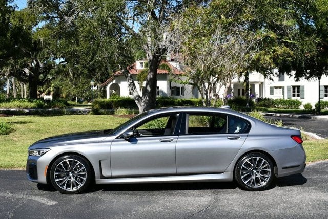 2020 BMW 740i Sedan W/M Sport & Luxury Rear Seating Packages 740i