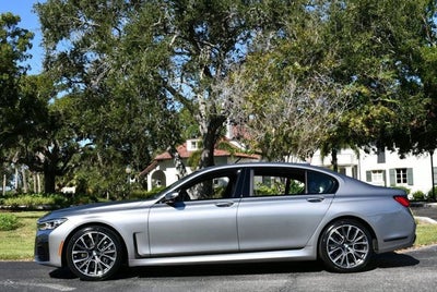 2020 BMW 740i Sedan W/M Sport & Luxury Rear Seating Packages 740i
