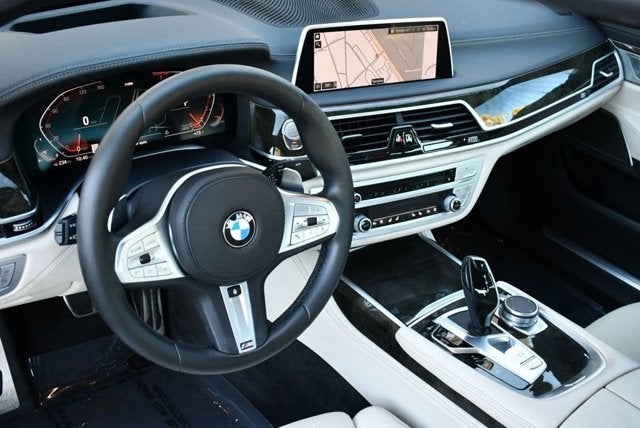 2020 BMW 740i Sedan W/M Sport & Luxury Rear Seating Packages 740i