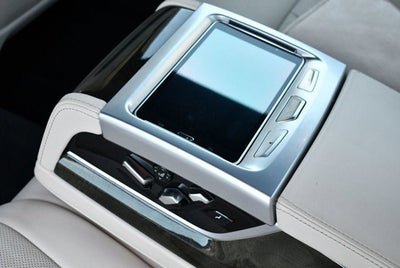 2020 BMW 740i Sedan W/M Sport & Luxury Rear Seating Packages 740i