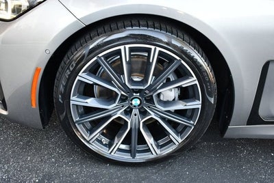 2020 BMW 740i Sedan W/M Sport & Luxury Rear Seating Packages 740i