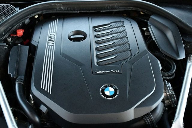 2020 BMW 740i Sedan W/M Sport & Luxury Rear Seating Packages 740i