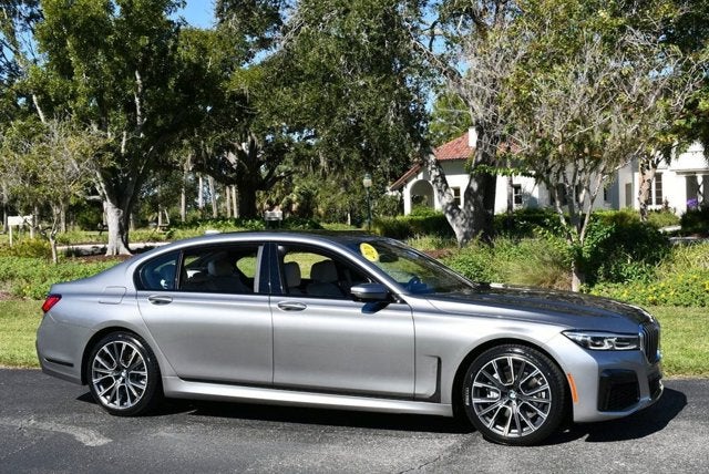 2020 BMW 740i Sedan W/M Sport & Luxury Rear Seating Packages 740i
