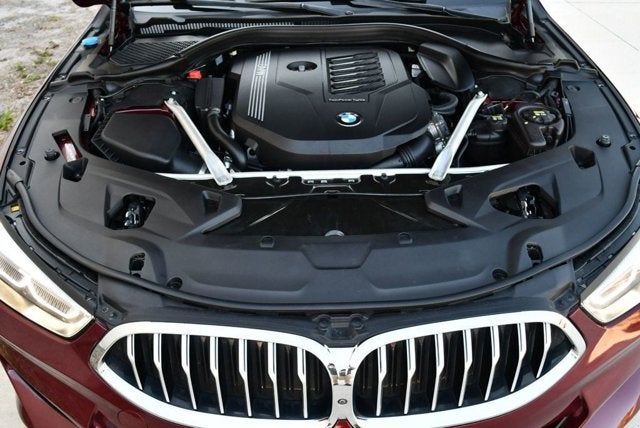 2022 BMW 8 Series 840i Convertible W/M Sport, Comfort Seating & Driving Assistance