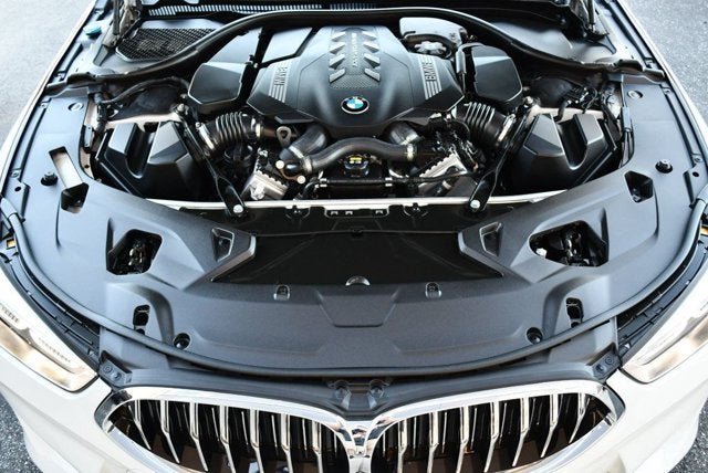 2022 BMW 8 Series M850i xDrive Convertible W/Driving Assistance Packages