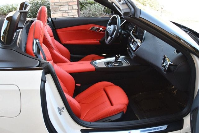 2023 BMW Z4 sDrive30i Roadster W/Premium & Driving Assistance Packages