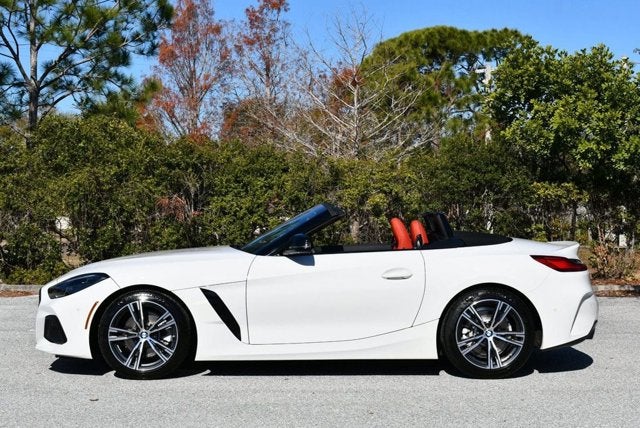 2023 BMW Z4 sDrive30i Roadster W/Premium & Driving Assistance Packages