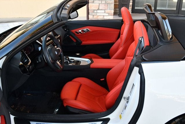 2023 BMW Z4 sDrive30i Roadster W/Premium & Driving Assistance Packages
