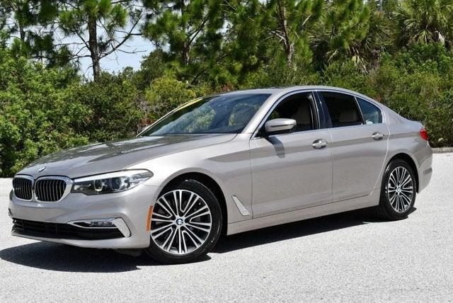 2017 BMW 5 Series 530i Sedan W/Premium and Luxury Seating Packages