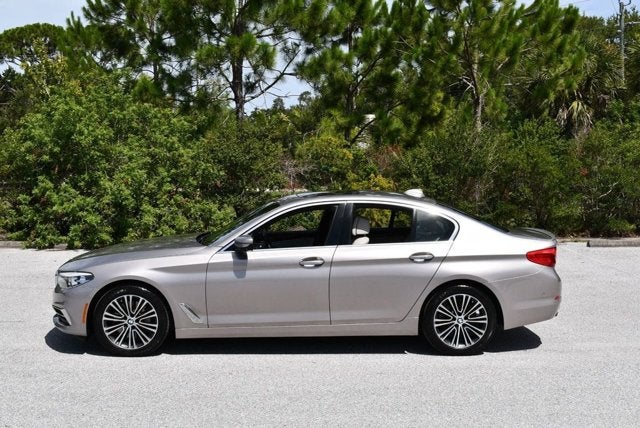 2017 BMW 5 Series 530i Sedan W/Premium and Luxury Seating Packages