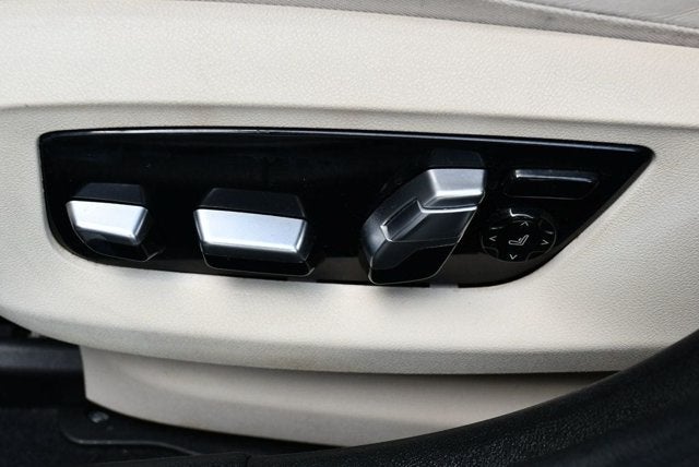 2017 BMW 5 Series 530i Sedan W/Premium and Luxury Seating Packages
