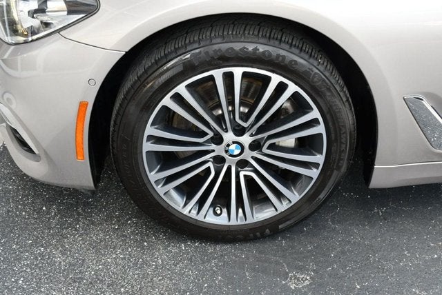 2017 BMW 5 Series 530i Sedan W/Premium and Luxury Seating Packages