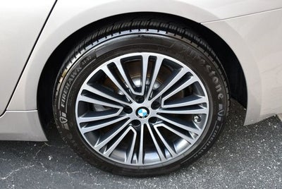 2017 BMW 5 Series 530i Sedan W/Premium and Luxury Seating Packages