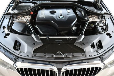 2017 BMW 5 Series 530i Sedan W/Premium and Luxury Seating Packages