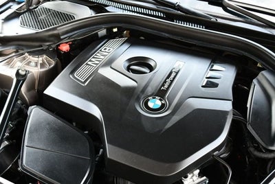 2017 BMW 5 Series 530i Sedan W/Premium and Luxury Seating Packages