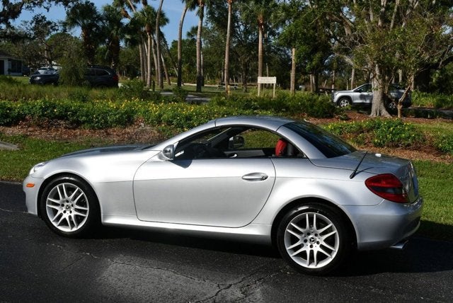 2009 Mercedes-Benz SLK300 SLK 300 2 Door Roadster W/P1 and Multimedia Packages