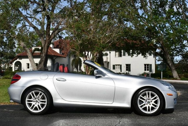 2009 Mercedes-Benz SLK300 SLK 300 2 Door Roadster W/P1 and Multimedia Packages