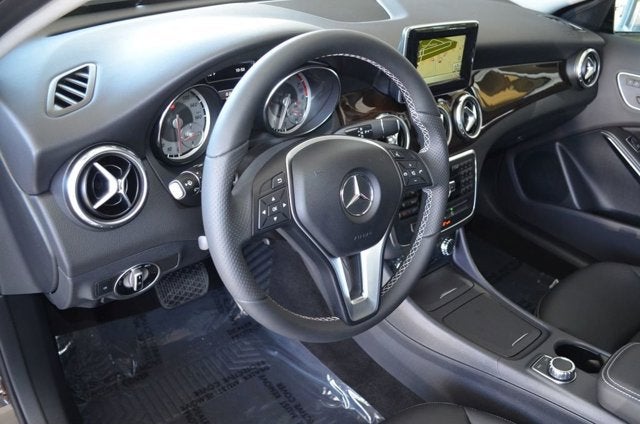 2015 Mercedes-Benz GLA 250 FWD 4 Door GLA 250 W/Sport Package and Navigation System