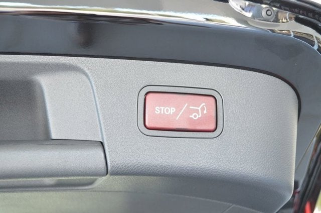 2015 Mercedes-Benz GLA 250 FWD 4 Door GLA 250 W/Sport Package and Navigation System