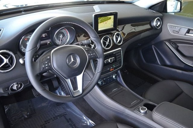 2015 Mercedes-Benz GLA 250 FWD 4 Door GLA 250 W/Sport Package and Navigation System