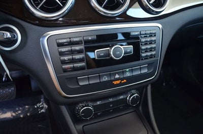 2015 Mercedes-Benz GLA 250 FWD 4 Door GLA 250 W/Sport Package and Navigation System
