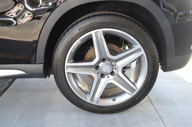 2015 Mercedes-Benz GLA 250 FWD 4 Door GLA 250 W/Sport Package and Navigation System