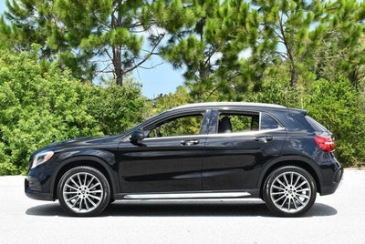 2018 Mercedes-Benz GLA 250 4MATIC® SUV W/Multimedia, Premium & AMG® Line Exterior Packages