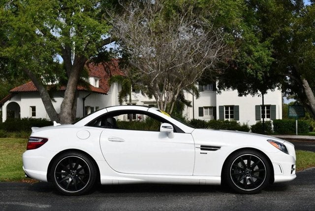 2015 Mercedes-Benz SLK 350 SLK 350 2 Door Roadster W/Carbon Look Edition