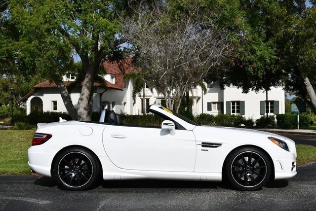 2015 Mercedes-Benz SLK 350 SLK 350 2 Door Roadster W/Carbon Look Edition