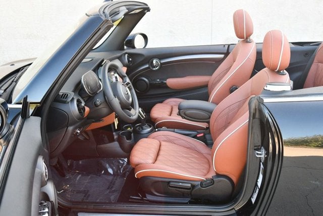 2024 MINI Convertible Cooper S W/Signature Trim 2.0 and Navigation