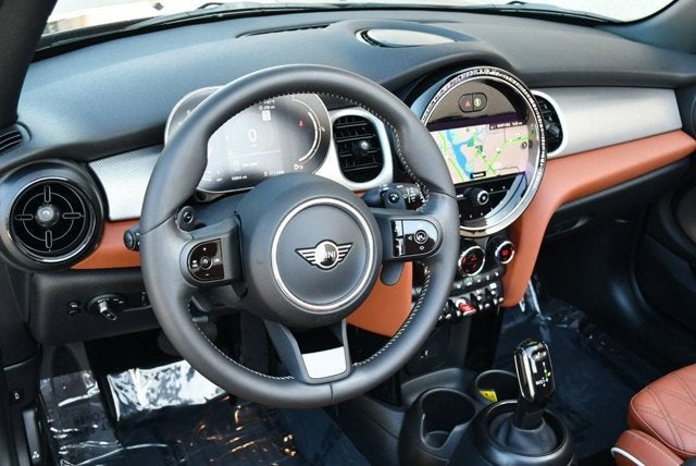 2024 MINI Convertible Cooper S W/Signature Trim 2.0 and Navigation