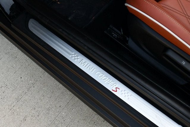 2024 MINI Convertible Cooper S W/Signature Trim 2.0 and Navigation