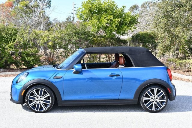 2023 MINI Convertible Cooper S W/Iconic Trim 2.0 and Touchscreen Navigation