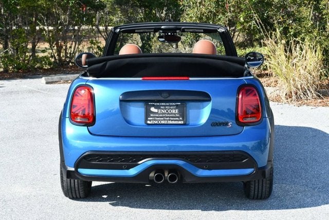 2023 MINI Convertible Cooper S W/Iconic Trim 2.0 and Touchscreen Navigation