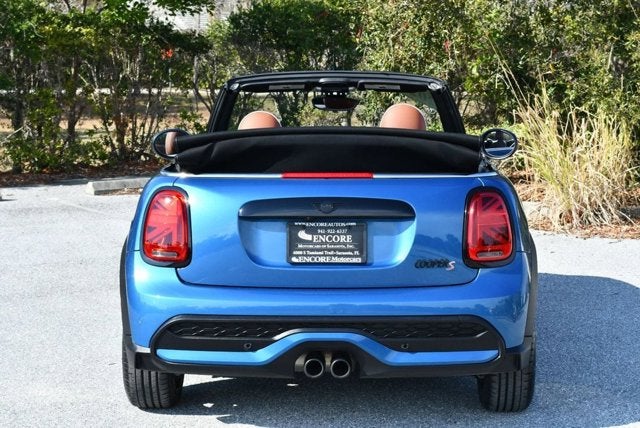 2023 MINI Convertible Cooper S W/Iconic Trim 2.0 and Touchscreen Navigation