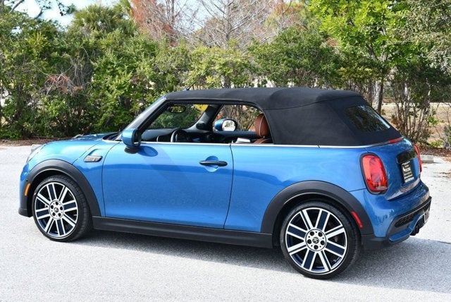 2023 MINI Convertible Cooper S W/Iconic Trim 2.0 and Touchscreen Navigation
