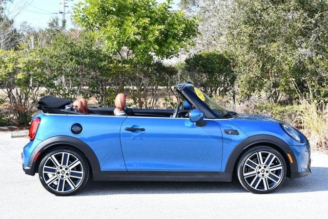 2023 MINI Convertible Cooper S W/Iconic Trim 2.0 and Touchscreen Navigation