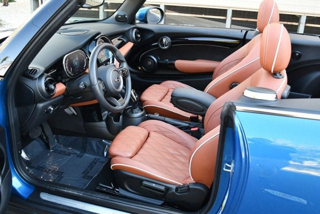 2023 MINI Convertible Cooper S W/Iconic Trim 2.0 and Touchscreen Navigation