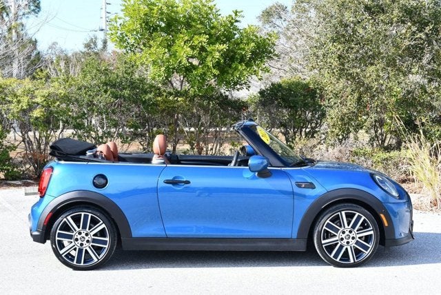 2023 MINI Convertible Cooper S W/Iconic Trim 2.0 and Touchscreen Navigation