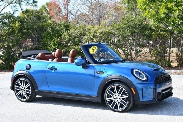 2023 MINI Convertible Cooper S W/Iconic Trim 2.0 and Touchscreen Navigation