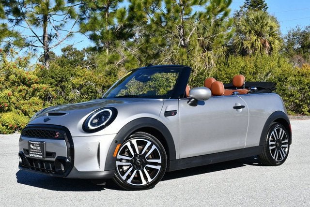 2023 MINI Convertible Cooper S W/Iconic Trim 2.0 and Touchscreen Navigation