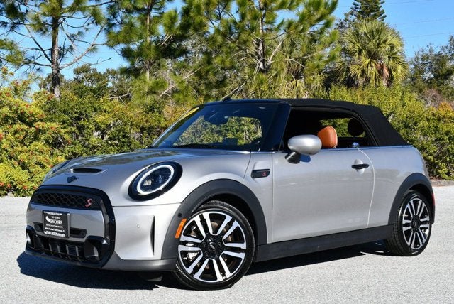 2023 MINI Convertible Cooper S W/Iconic Trim 2.0 and Touchscreen Navigation