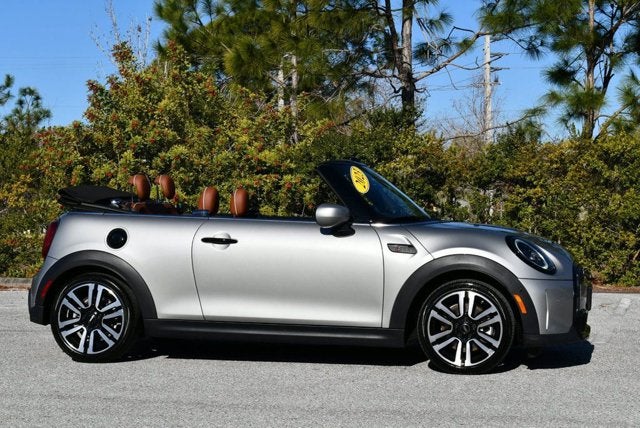 2023 MINI Convertible Cooper S W/Iconic Trim 2.0 and Touchscreen Navigation