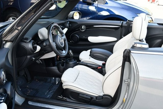 2023 MINI Convertible Cooper S W/Signature Trim 2.0 and Touchscreen Navigation