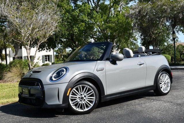2023 MINI Convertible Cooper S W/Signature Trim 2.0 and Touchscreen Navigation